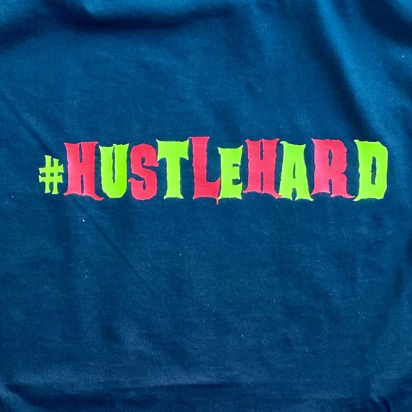 “#HUSTLEHARD” Brand new tee. - Picture 3 of 4